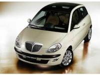 ランチア Lancia の中古車 車種 モデル別一覧 中古車情報 中古車検索なら 車選びドットコム 車選び Com