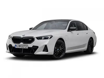 BMW (M5) 