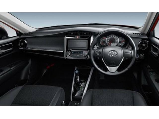 カローラフィールダー 17年10月モデル の自動車カタログ 中古車情報 中古車検索なら 車選びドットコム 車選び Com