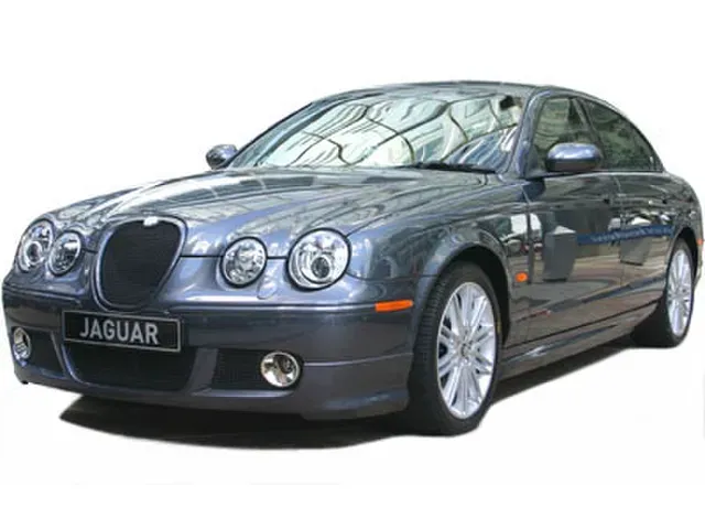 ☆ジャガーＳタイプ後期☆純正ドアウッド☆4枚☆08年☆ソブリン ジャガーSタイプ」にアイボリーレザー内装の限定車 ニュース - webCG