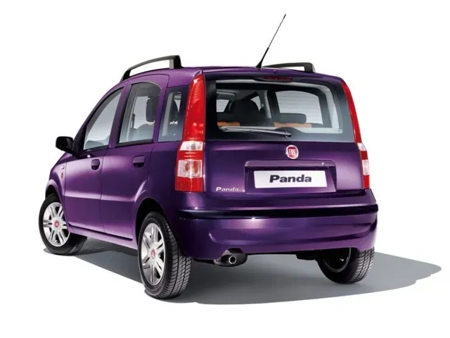 パンダ（フィアット）2004年7月〜2012年4月販売終了モデルの新車