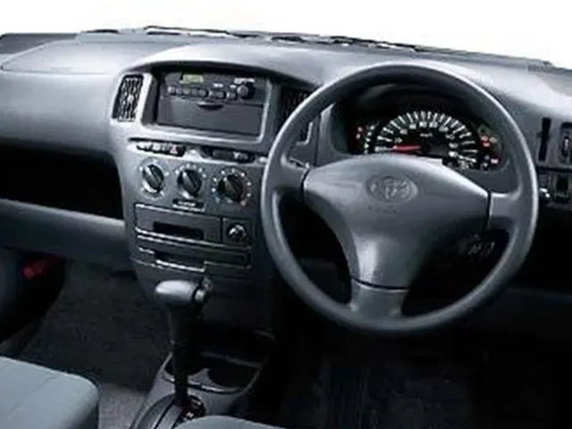 トヨタ プロボックス 2002年7月モデル