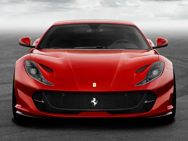 フェラーリ 812 Superfast カタログ 812スーパーファスト(フェラーリ)の新車カタログ | 中古車情報