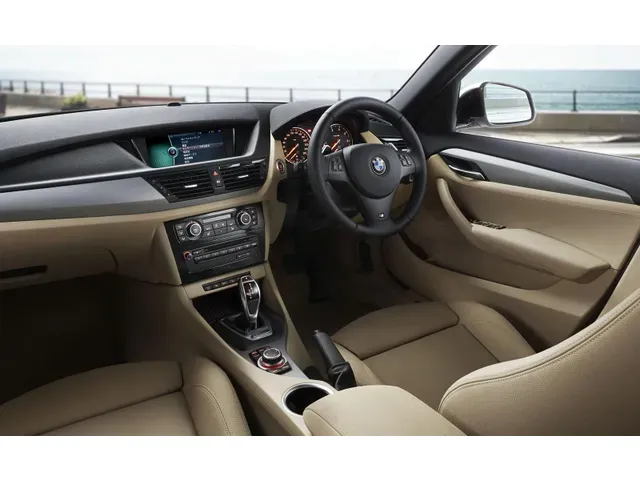 BMW X1 2010年4月モデル