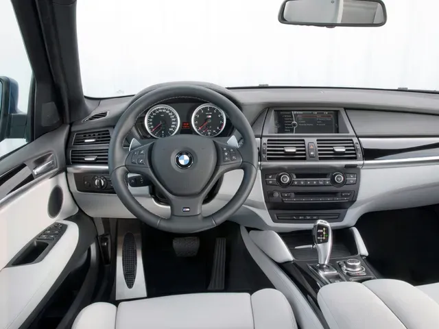 BMW X5 M 2009年7月モデル
