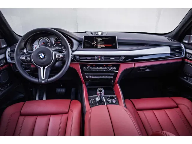 BMW X5 M 2014年11月モデル