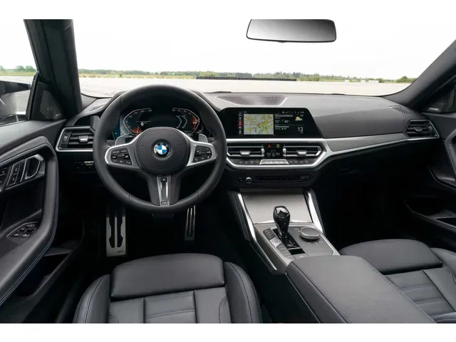 BMW 2シリーズクーペ 2022年3月モデル