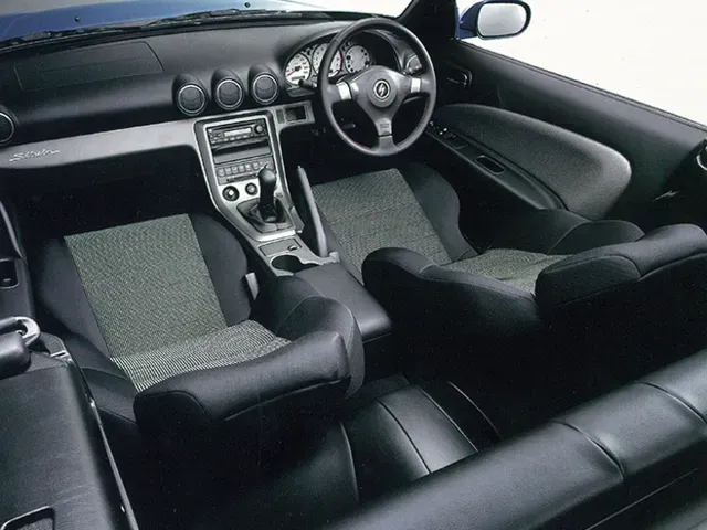 日産シルビアヴァリエッタ、ポートレート 日産： NISSAN HERITAGE COLLECTION｜シルビア ヴァリエッタ