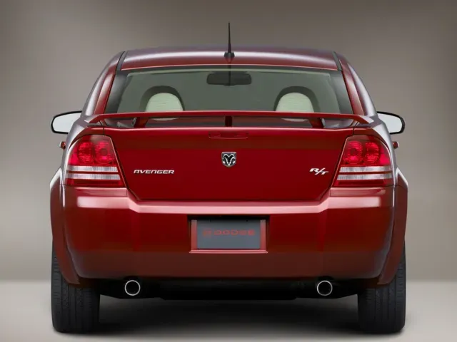 アベンジャー（ダッジ）の歴代モデル・グレード別カタログ | 中古車