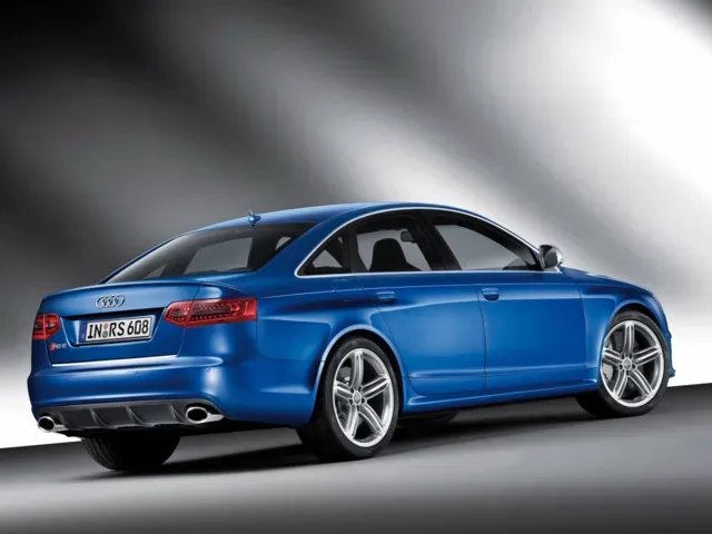 アウディ RS6