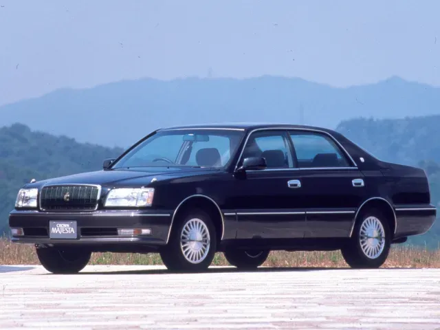 トヨタ クラウンマジェスタ 1995年8月モデル 4.0 Cタイプ i-Four 4WD