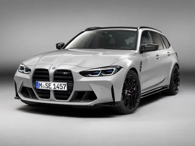 BMW M3ツーリング 2023年1月モデル コンペティション M xドライブ 4WD