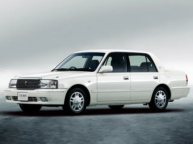 クラウンセダン（トヨタ）の新車カタログ | 中古車情報・中古車