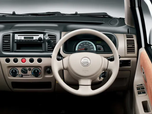モコ（日産）2002年4月〜2006年1月販売終了モデルの新車カタログ