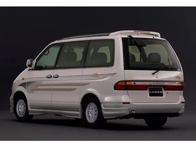 ラルゴ（日産）の歴代モデル・グレード別カタログ | 中古車情報・中古 