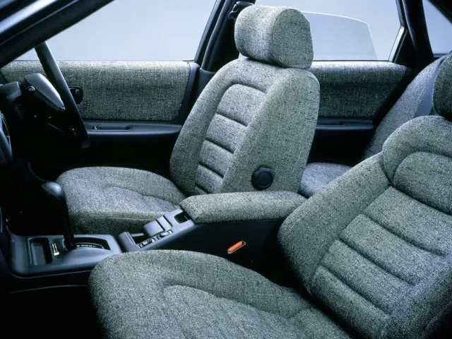 セフィーロ（日産）1988年9月〜1994年7月販売終了モデルの新車カタログ