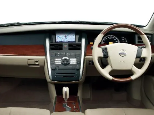 ティアナ（日産）2003年2月〜2008年5月販売終了モデルの新車カタログ
