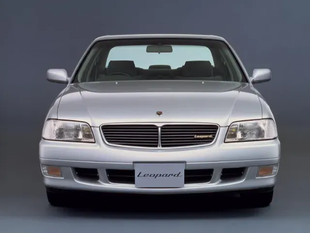 日産 レパード