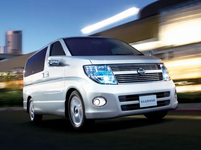 日産 エルグランド 2002年5月モデル