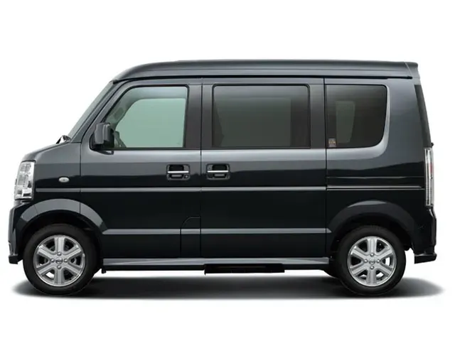 日産 NV100クリッパーリオ 2013年12月モデル