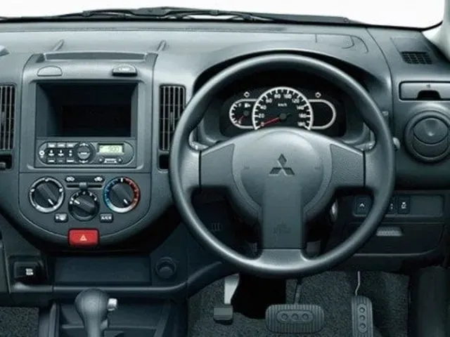 三菱 ランサーカーゴ