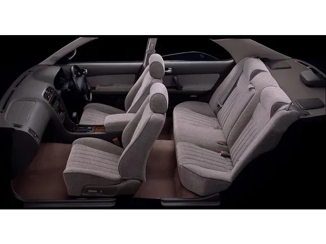 レパード（日産）の歴代モデル・グレード別カタログ | 中古車情報
