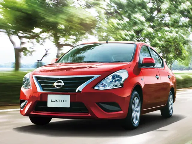 ラティオ（日産）の歴代モデル・グレード別カタログ | 中古車情報