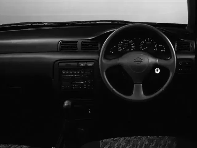 サニー（日産）1994年1月〜1998年9月販売終了モデルの新車カタログ