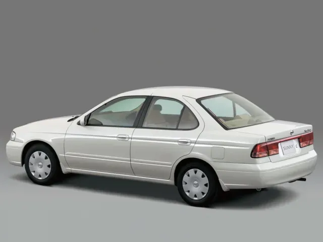 サニー（日産）1998年10月〜2004年10月販売終了モデルの新車カタログ