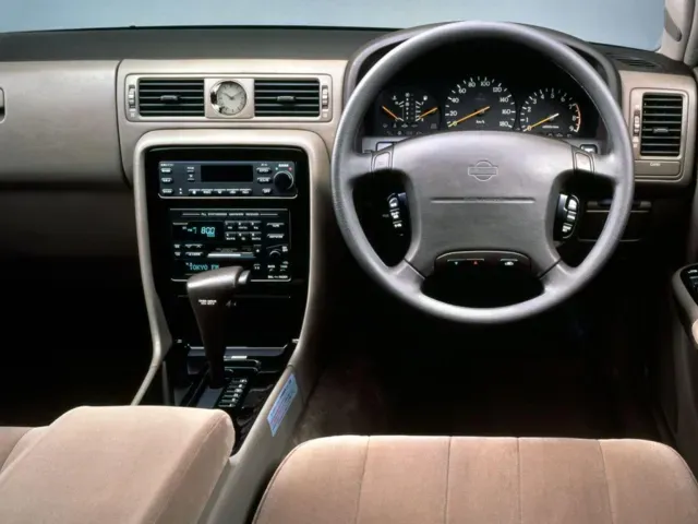 1991年6月 物 セドリック（日産）1991年6月〜1995年5月販売終了モデルの新車