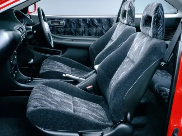 インテグラ（ホンダ）1993年5月〜2001年6月販売終了モデルの新車