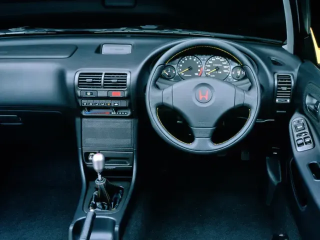 インテグラ（ホンダ）1993年5月〜2001年6月販売終了モデルの新車