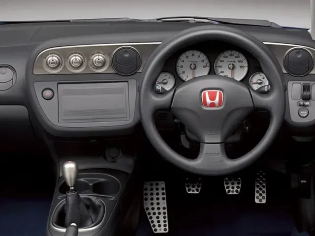 ホンダ インテグラ サービスマニュアル 2001年 ホンダ インテグラ 2001年モデル iS (MT)の価格・性能・装備