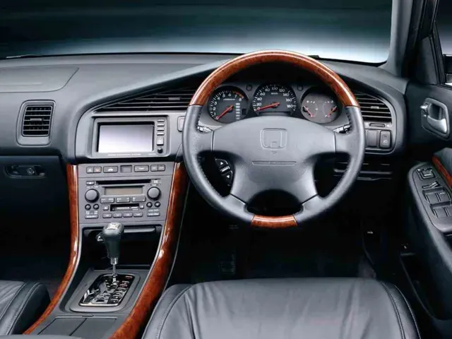 セイバー（ホンダ）1998年10月〜2003年6月販売終了モデルの新車