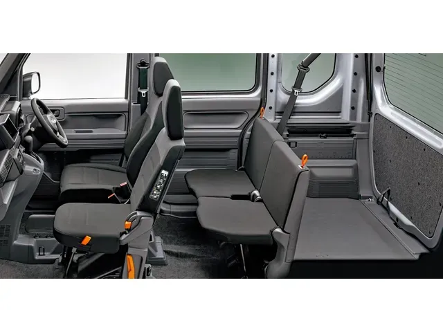 Nバン　フロントグリル　リヤガーニッシュ　セット新車外し保管品 Nバンフロントグリルリヤガーニッシュセット新車外し保管品