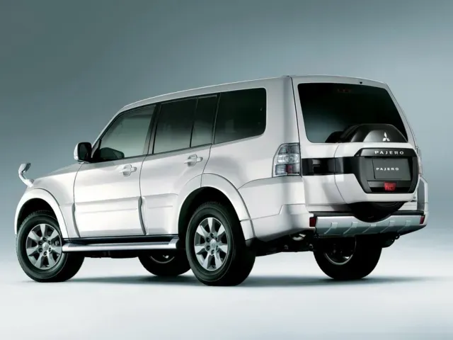 パジェロ（三菱）2006年10月〜2019年9月販売終了モデルの新車