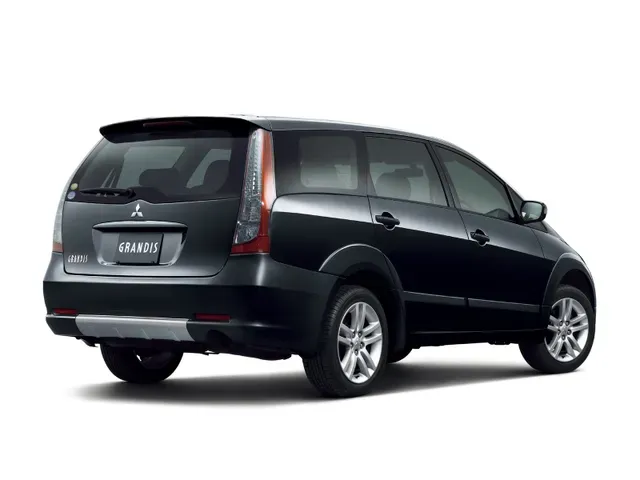 ●旧車カタログ● MITSUBISHI グランディス　まとめ売り ○旧車カタログ○ MITSUBISHI グランディス まとめ売り 2025年