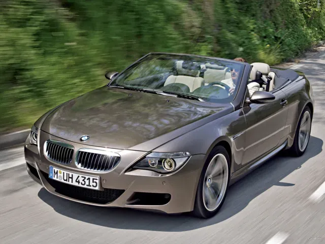 BMW M6カブリオレ 2007年11月モデル 5.0