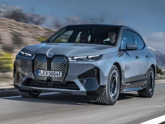 BMW iX 2021年11月モデル