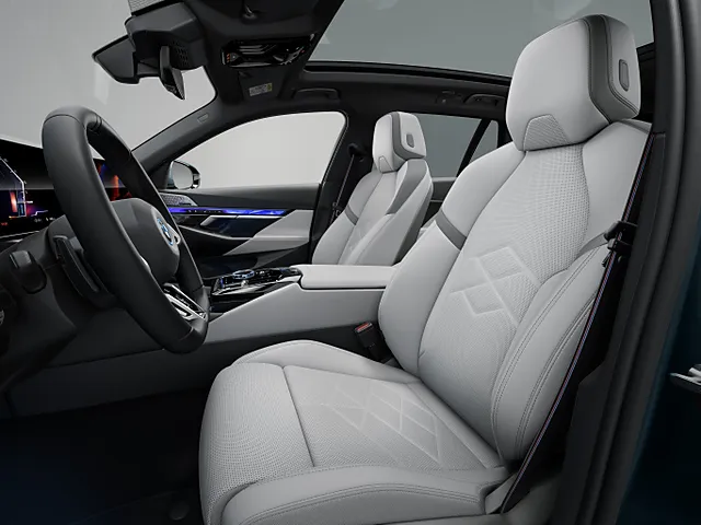BMW i5 2023年7月モデル