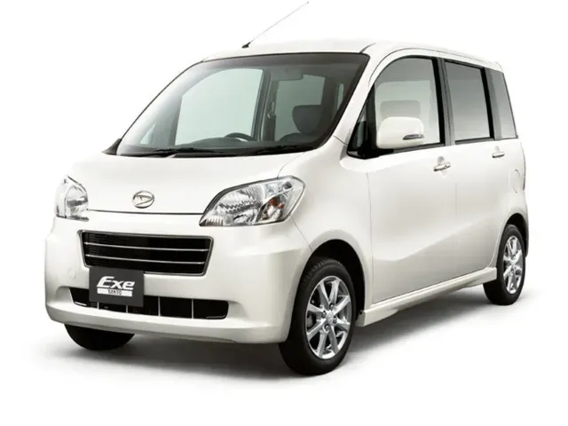 タントエグゼ（ダイハツ）2009年12月〜2014年9月販売終了モデルの新車