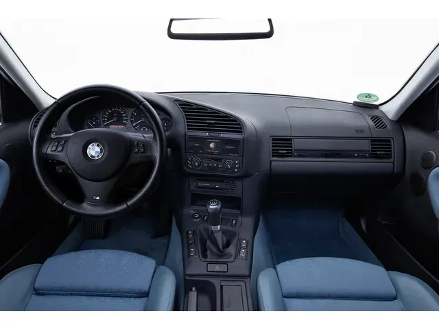 BMW 3シリーズセダン 1991年7月モデル