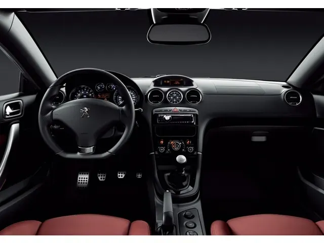 プジョー RCZ