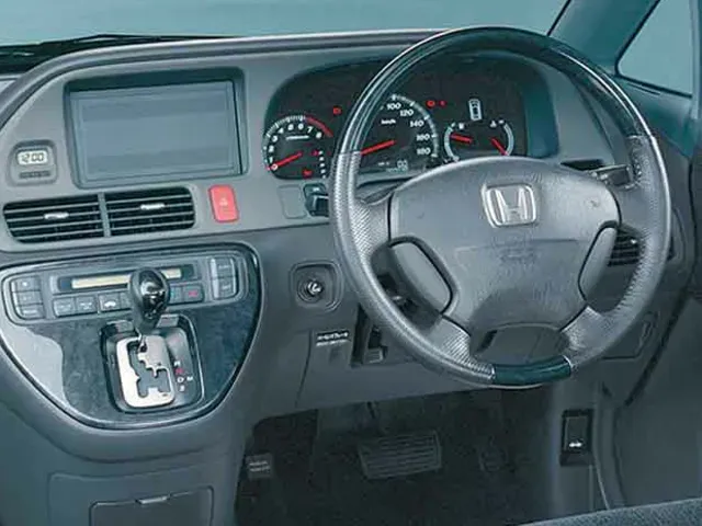ホンダ オデッセイ 1999年12月モデル
