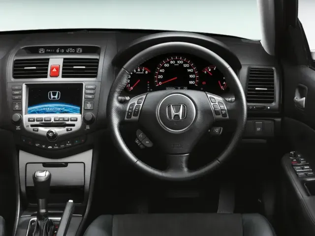 ホンダ アコード 2002年10月モデル