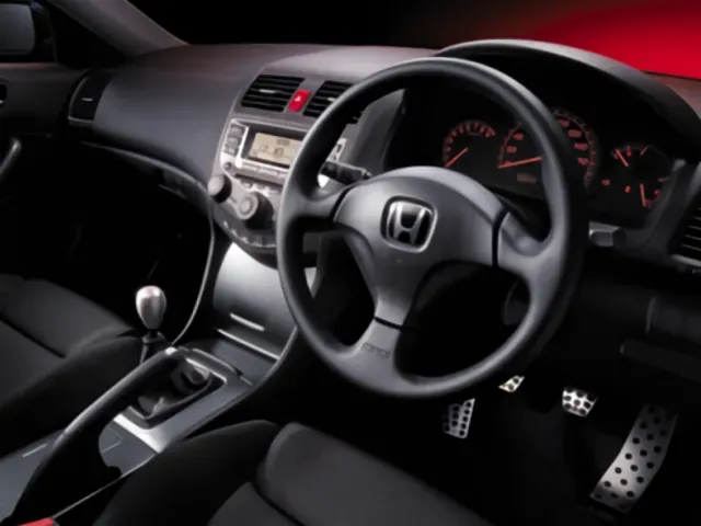 ホンダ アコード 2002年10月モデル
