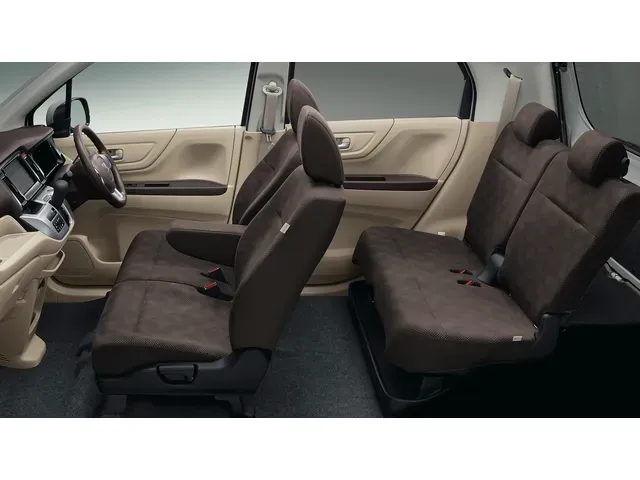 ホンダ N-WGN 2013年11月モデル