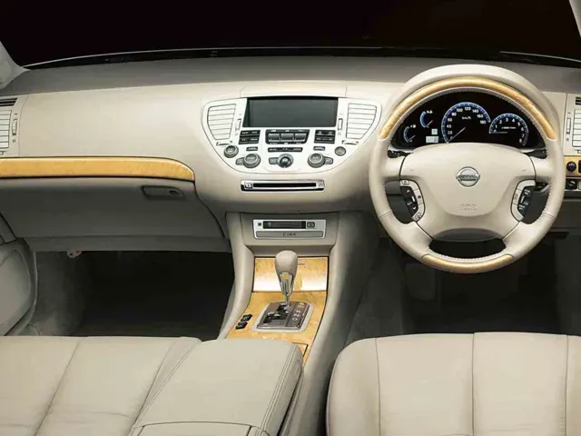 シーマ（日産）2001年1月〜2010年3月販売終了モデルの新車カタログ