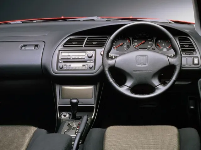 アコード（ホンダ）1997年9月〜2002年9月販売終了モデルの新車