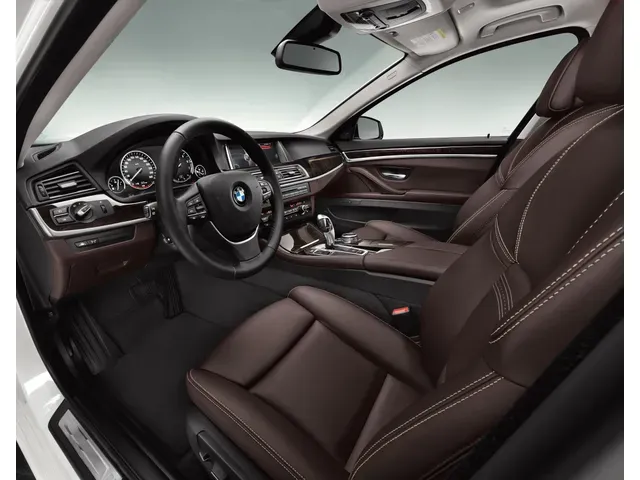 BMW 5シリーズツーリング 2010年9月モデル
